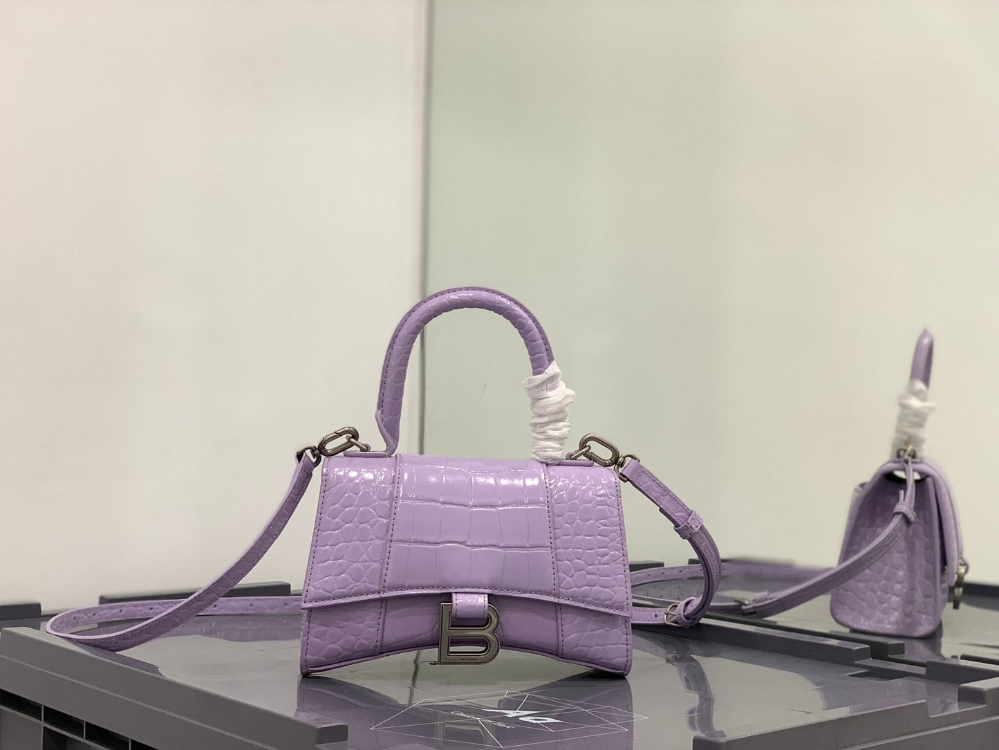 new-luxury-designer-bags-nm24067