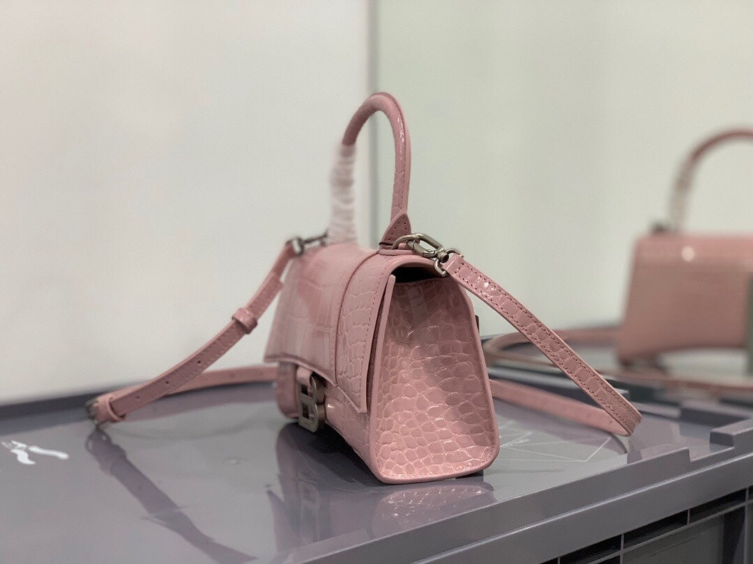 new-luxury-designer-bags-nm24065