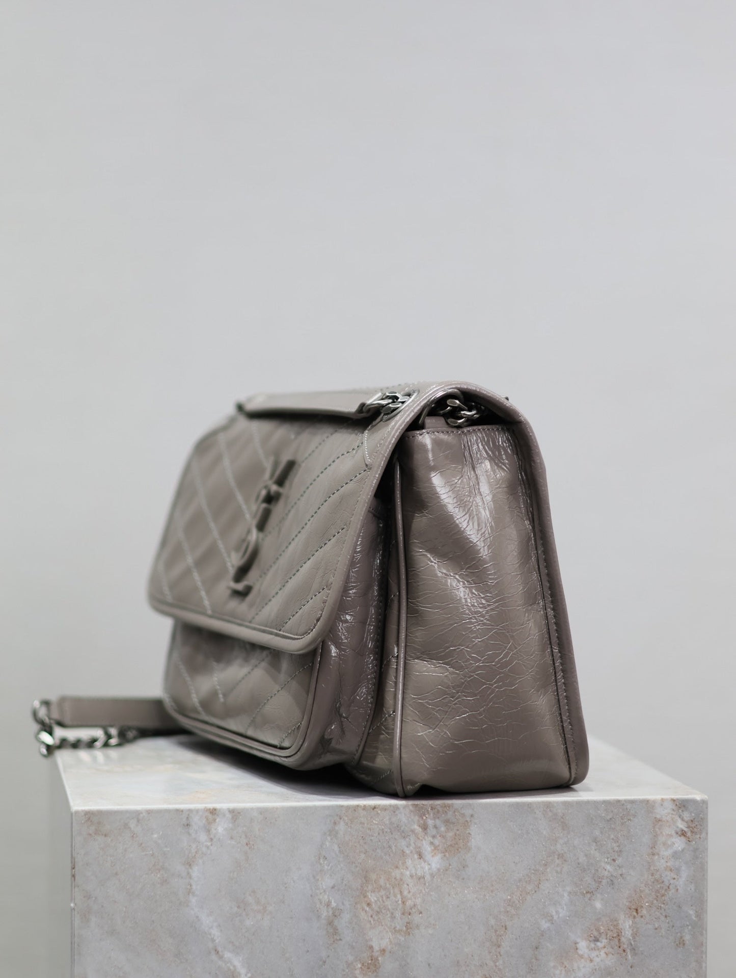 Dragons Bags - Best High-End Brands in One Place - AFFORDABLE LUXURY BAGS - 5985