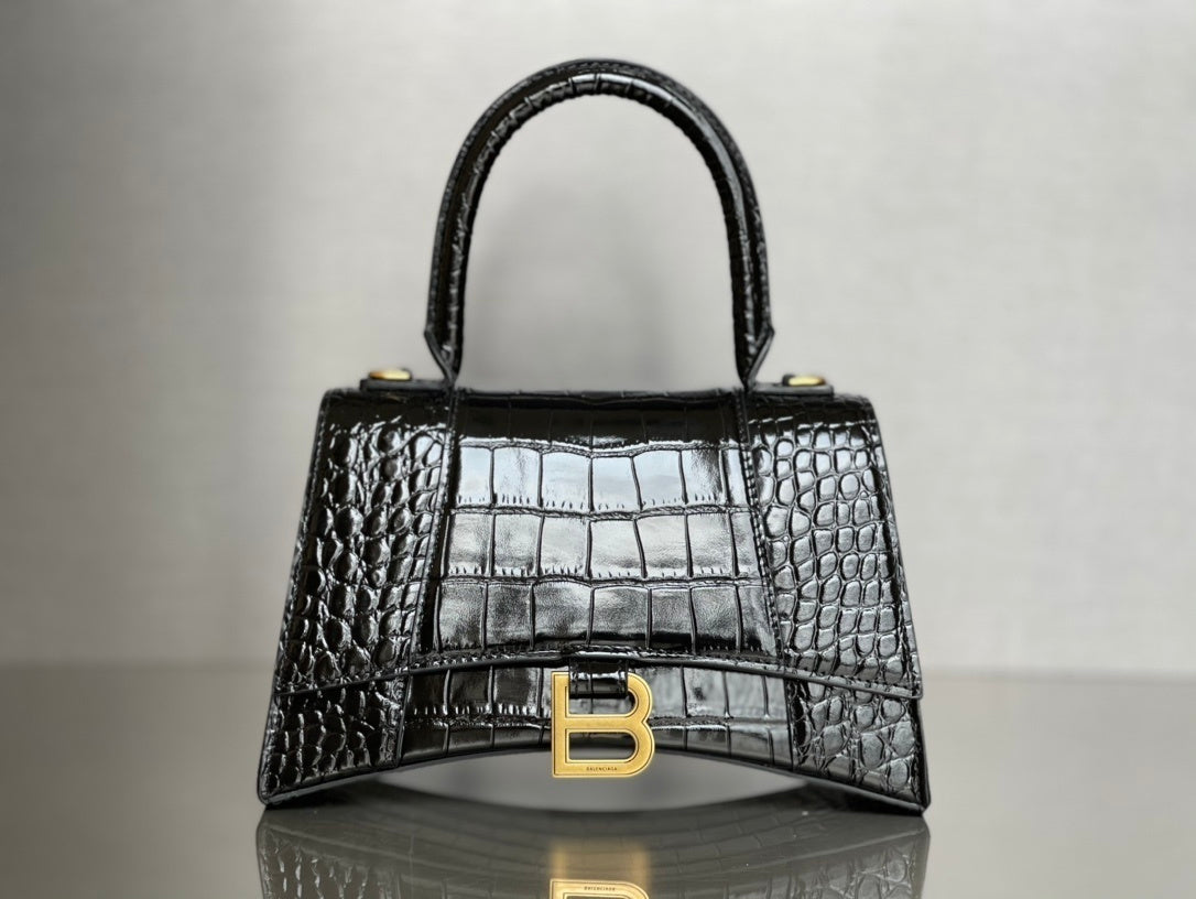new-luxury-designer-bags-nm24584