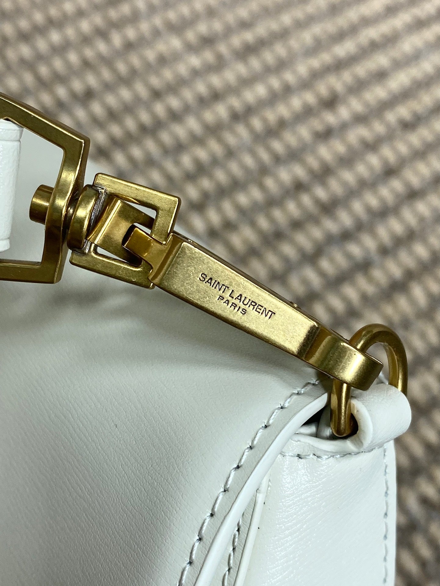 Dragons Bags - Best High-End Brands in One Place - AFFORDABLE LUXURY BAGS - 5909