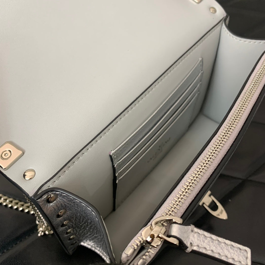 Dragons Bags - High-Quality Designer Products for You - AFFORDABLE LUXURY BAGS - 5447