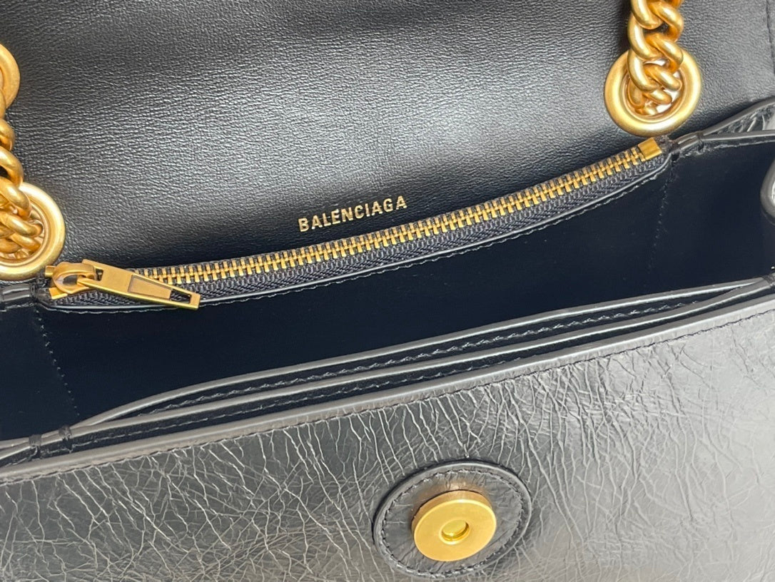 new-luxury-designer-bags-nm24597