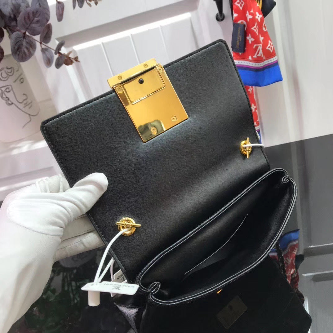 new-luxury-designer-bags-nm21962