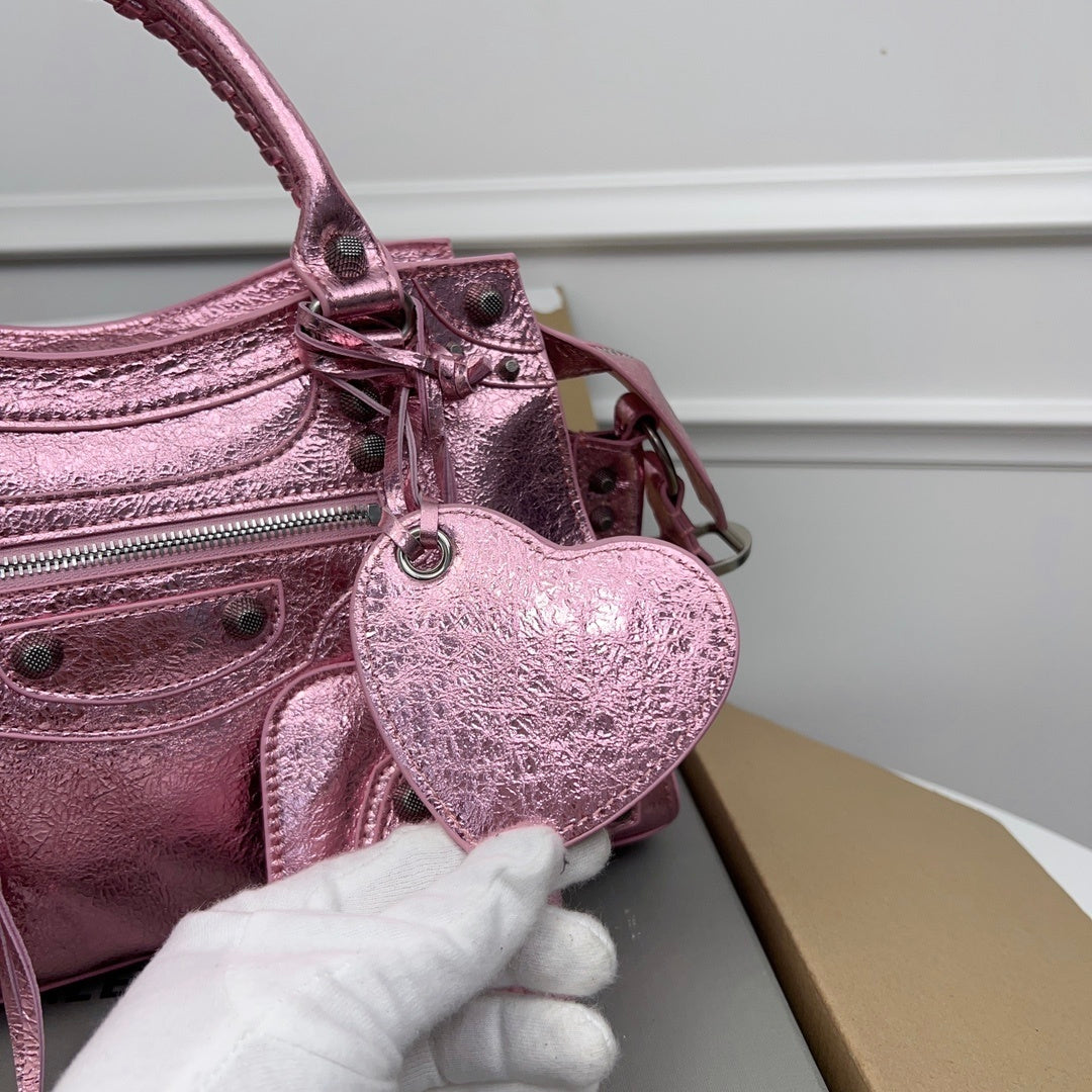 new-luxury-designer-bags-nm24274