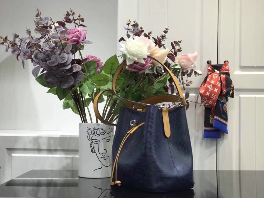 new-luxury-designer-bags-nm22052