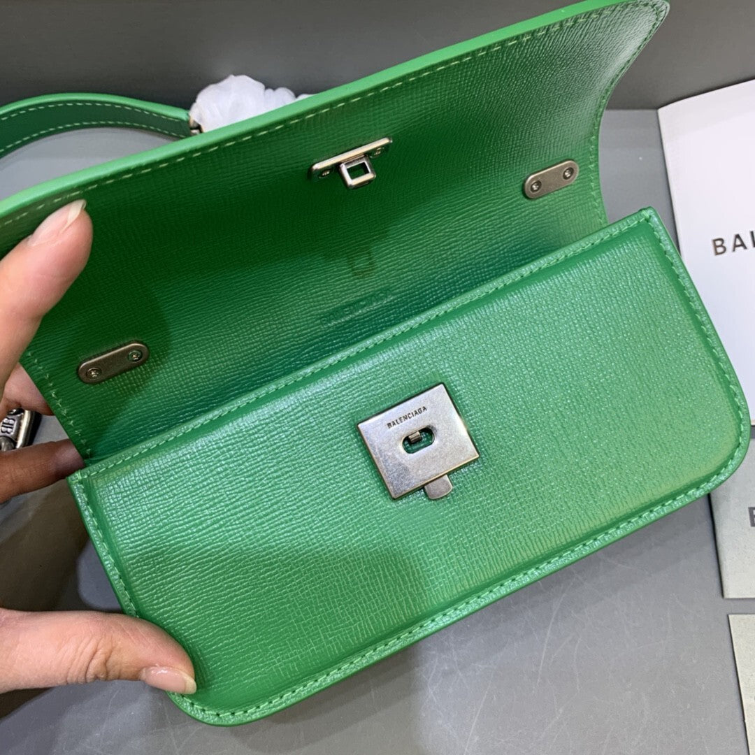 new-luxury-designer-bags-nm24509