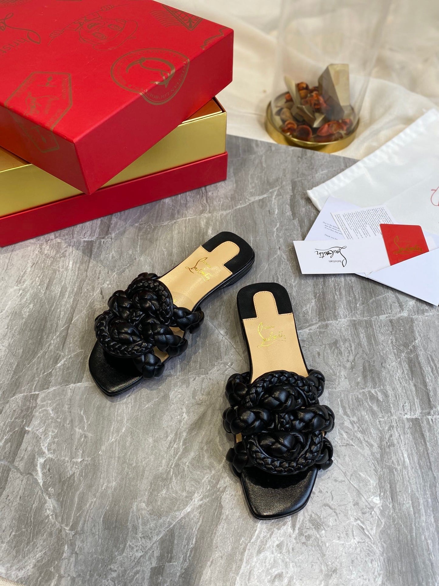 Dragons Bags - High-Quality Designer Products for You - AFFORDABLE LUXURY HEELS - 7967