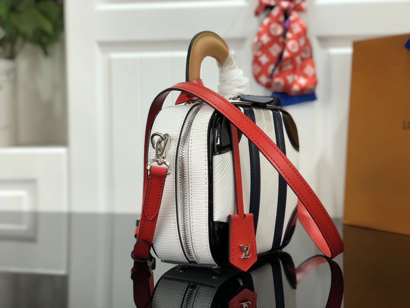 Dragons Bags - Premium Luxury Goods and Accessories - AFFORDABLE LUXURY BAGS - 3942