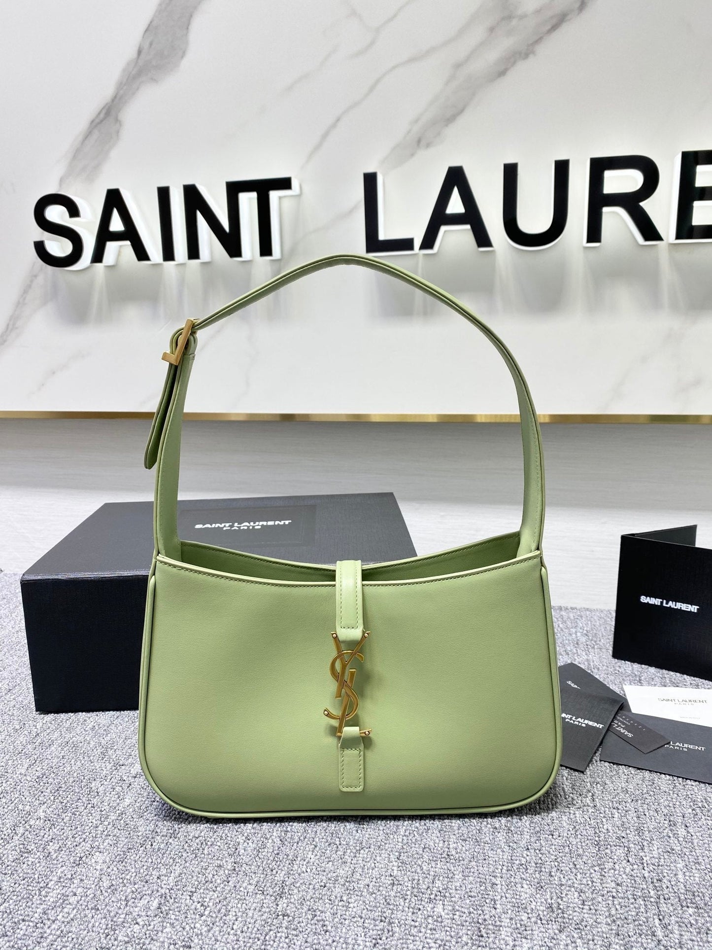Dragons Bags - High-Quality Designer Products for You - AFFORDABLE LUXURY BAGS - 5895