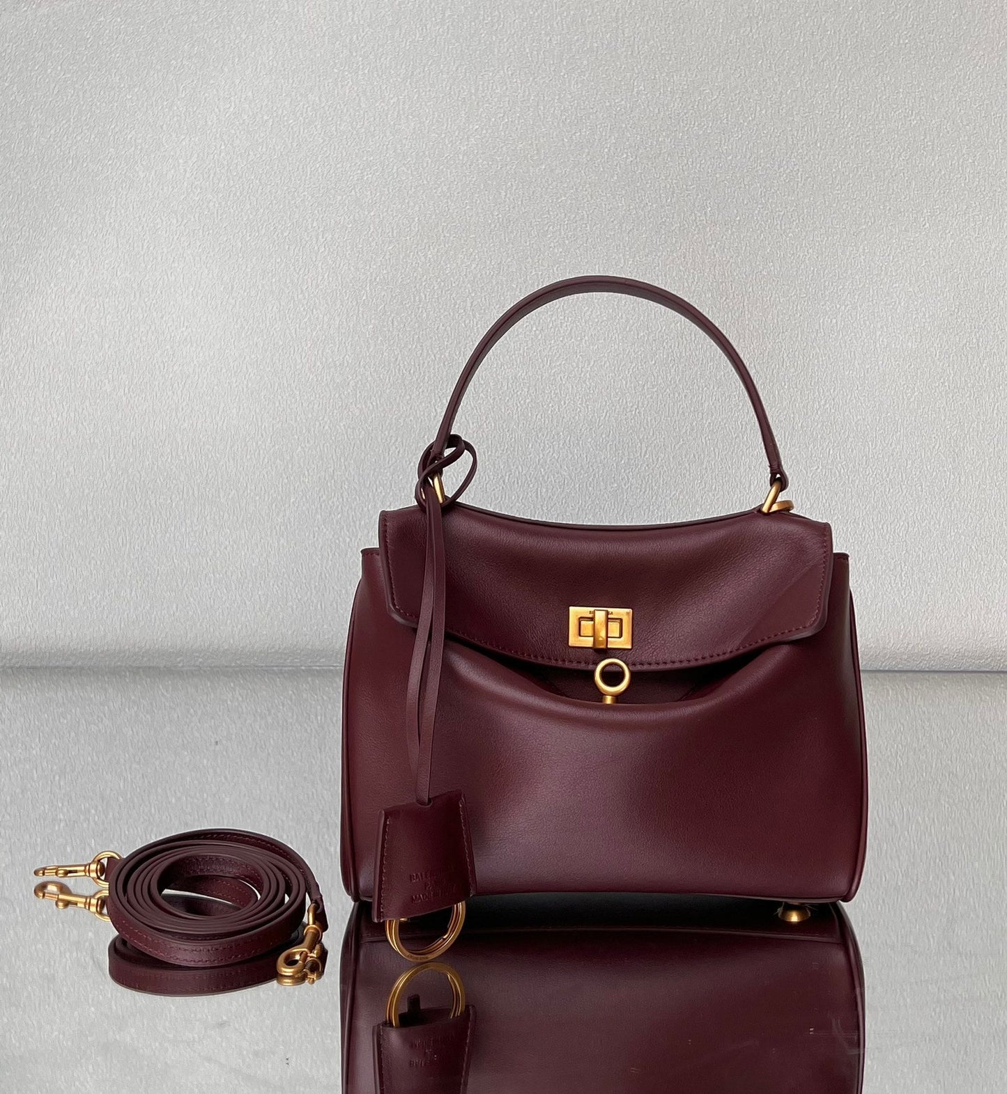 new-luxury-designer-bags-nm24554