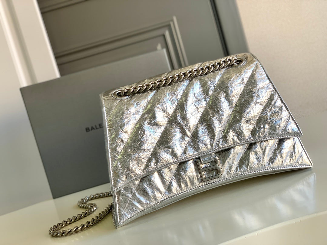 new-luxury-designer-bags-nm24194