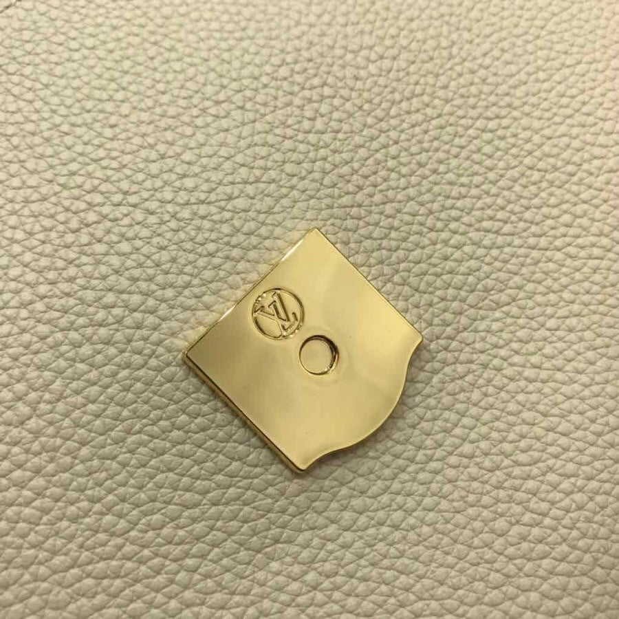new-luxury-designer-bags-nm21992