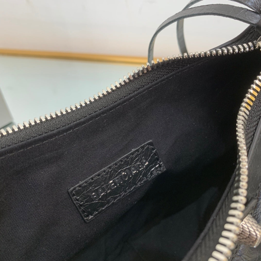 new-luxury-designer-bags-nm24190