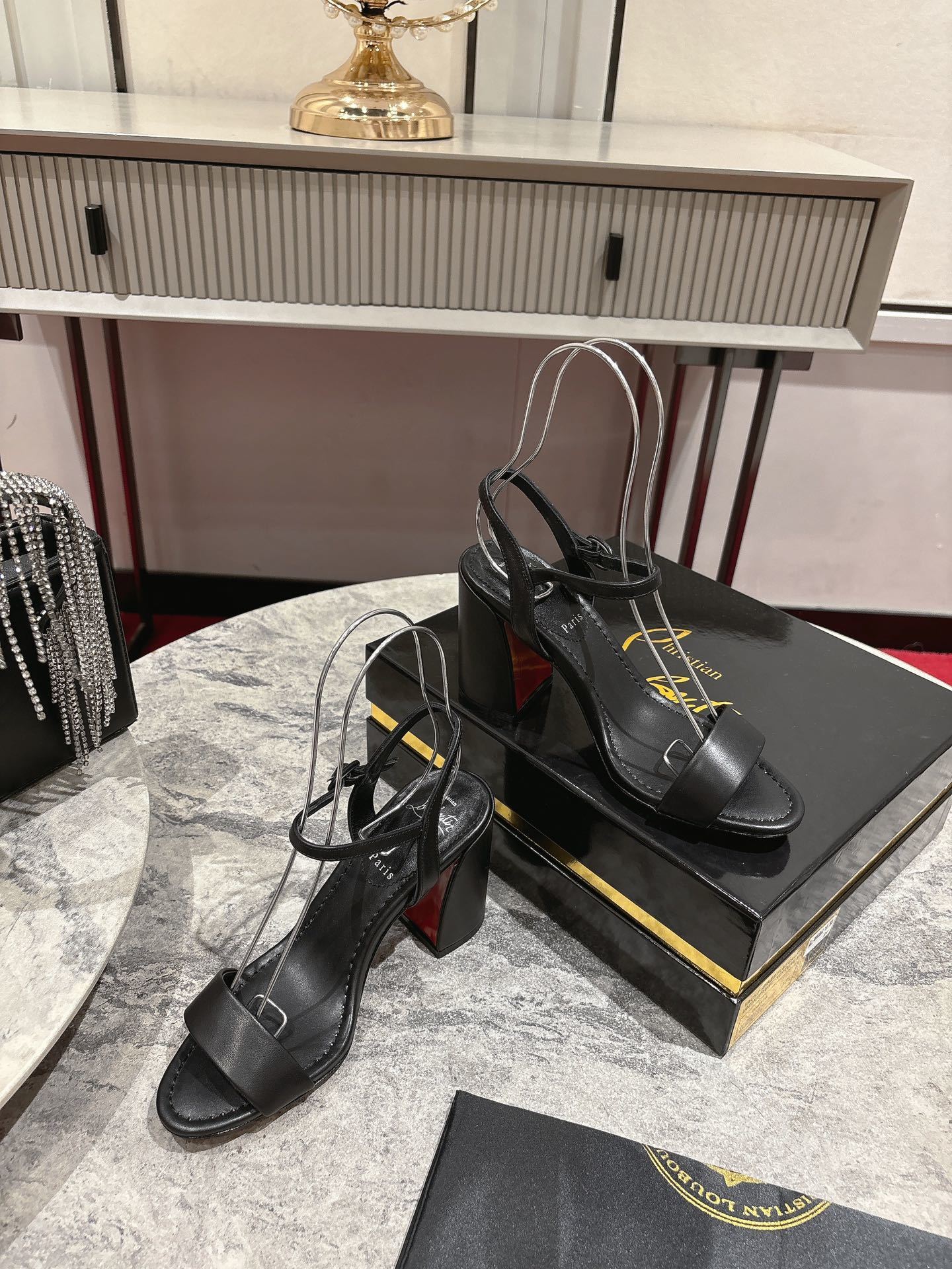 Dragons Bags - Best High-End Brands in One Place - AFFORDABLE LUXURY HEELS - 8297