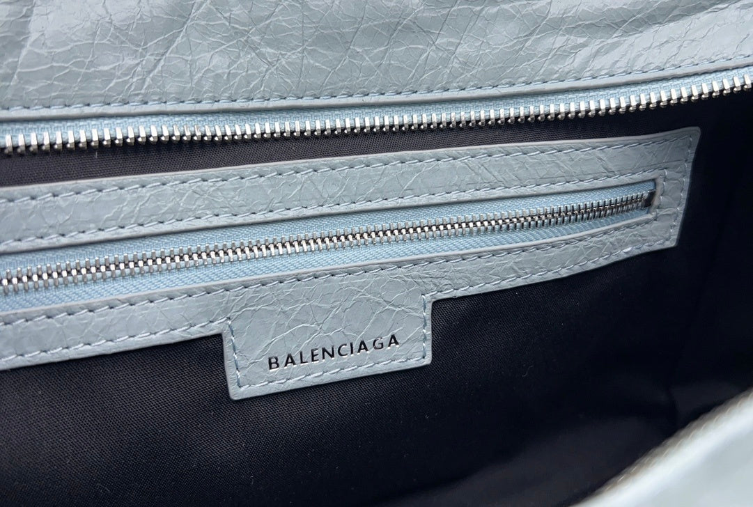 new-luxury-designer-bags-nm24271