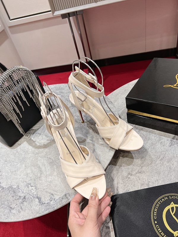 new-luxury-designer-bags-nm22339