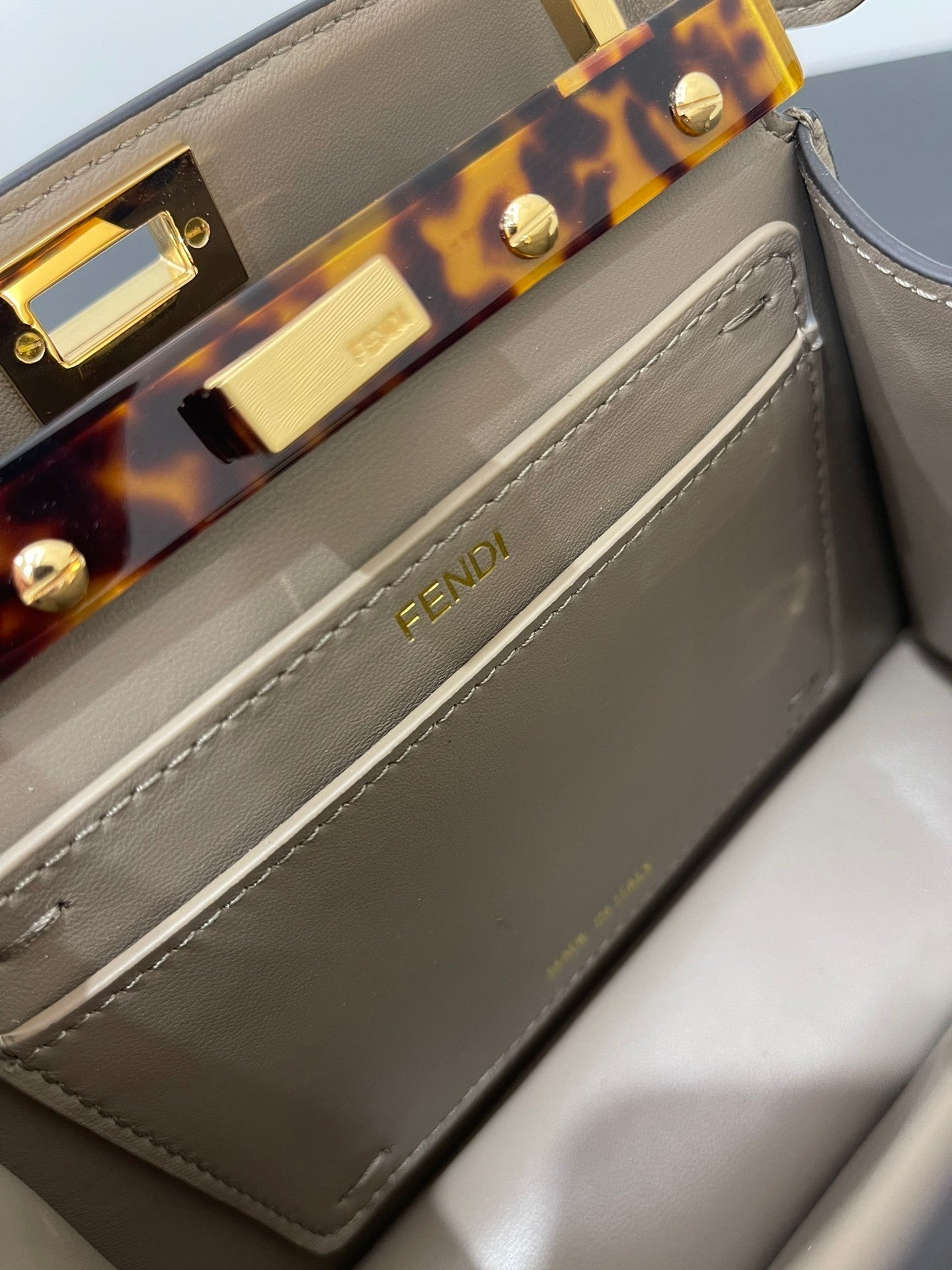 Dragons Bags - Premium Luxury Goods and Accessories - AFFORDABLE LUXURY BAGS - 19149