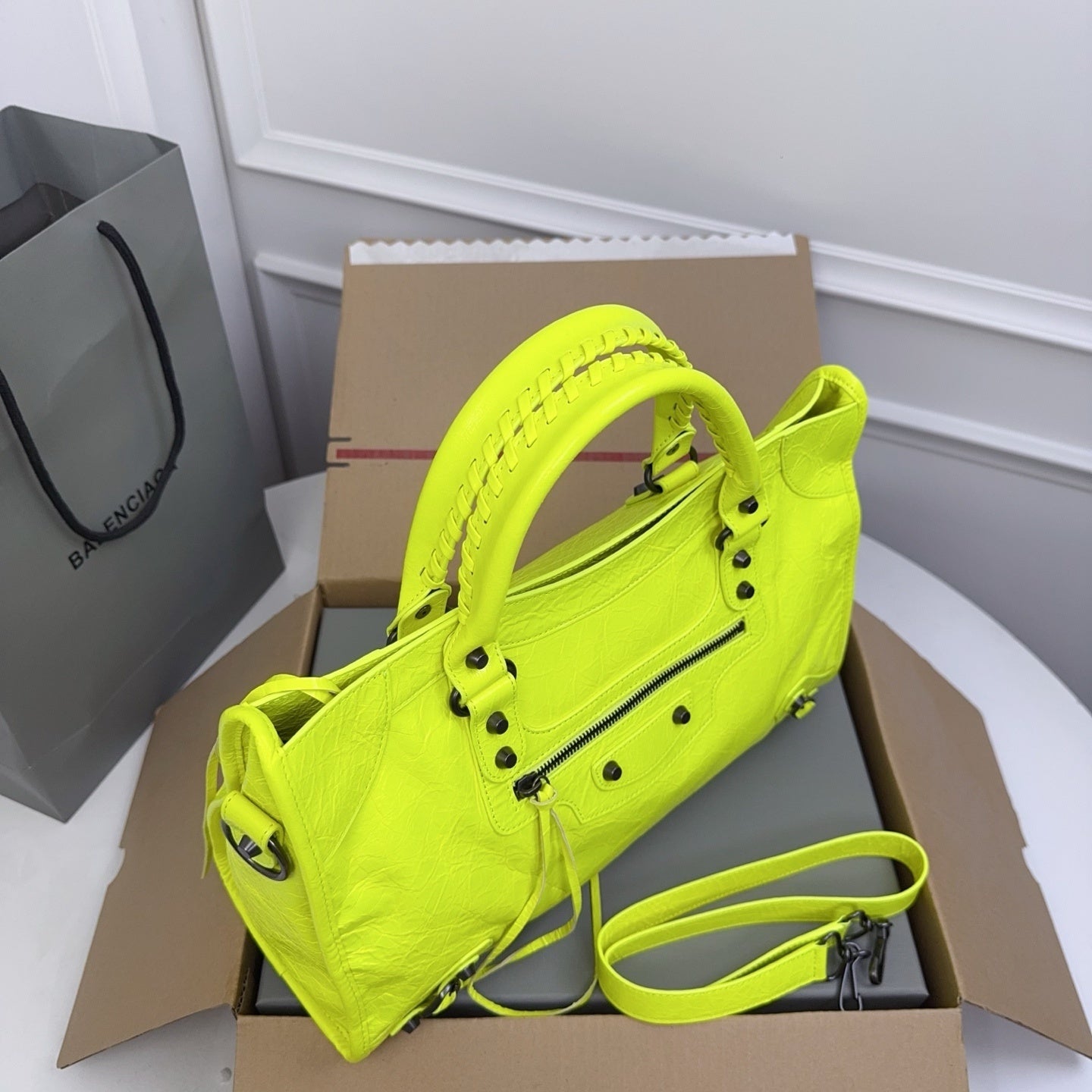 new-designer-premium-bags-nm24003