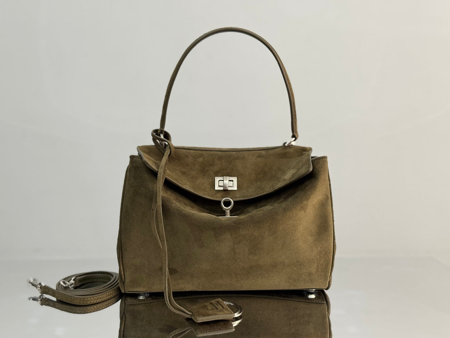 new-designer-premium-bags-nm24631