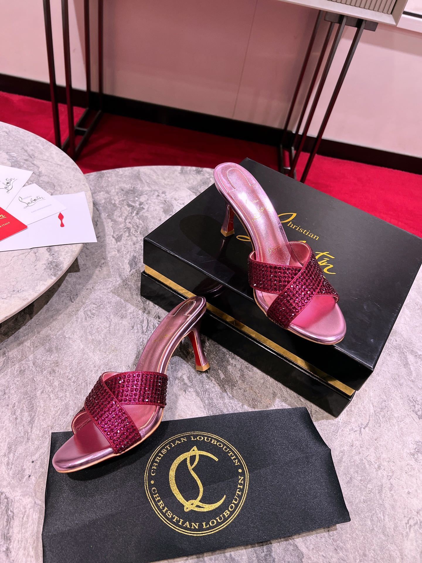Dragons Bags - High-Quality Designer Products for You - AFFORDABLE LUXURY HEELS - 8087