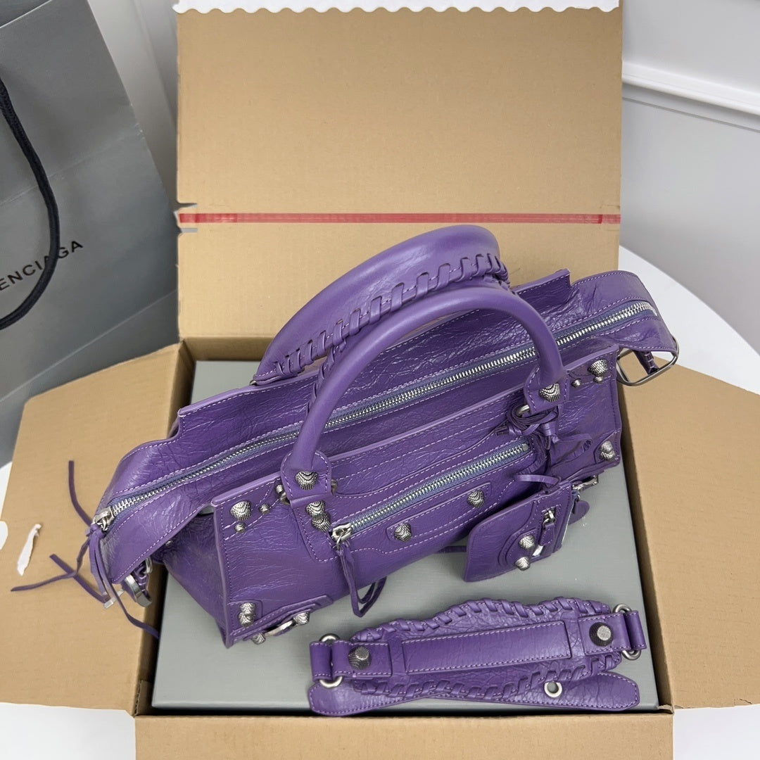 new-luxury-designer-bags-nm24278