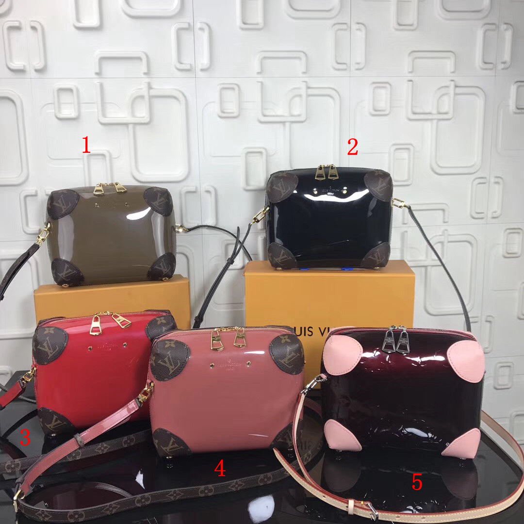 Dragons Bags - High-Quality Designer Products for You - AFFORDABLE LUXURY BAGS - 3535