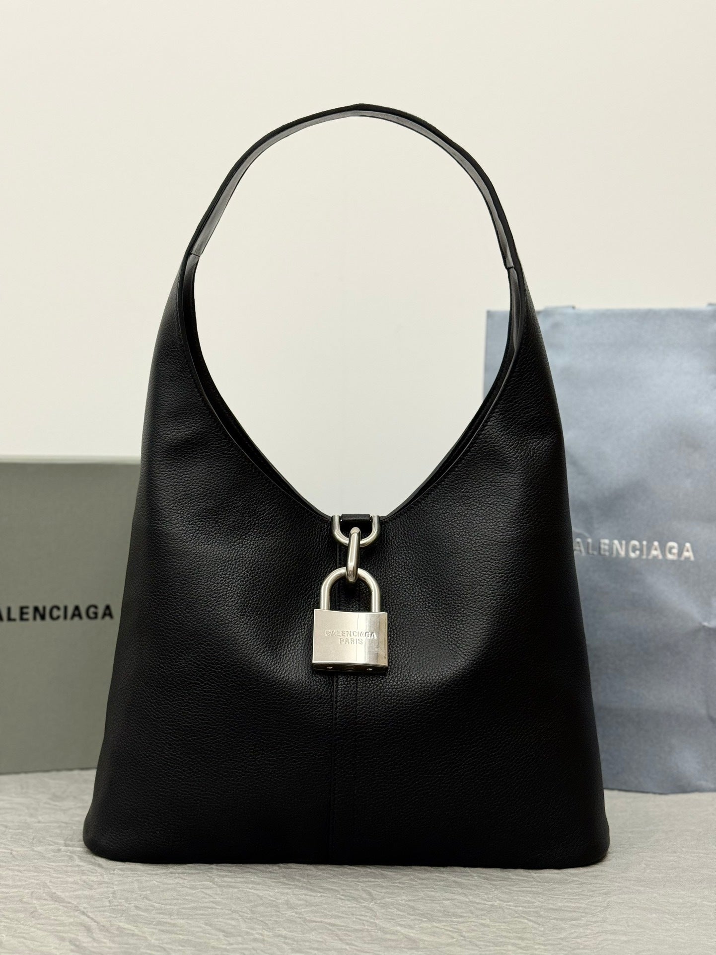 new-luxury-designer-bags-nm24603