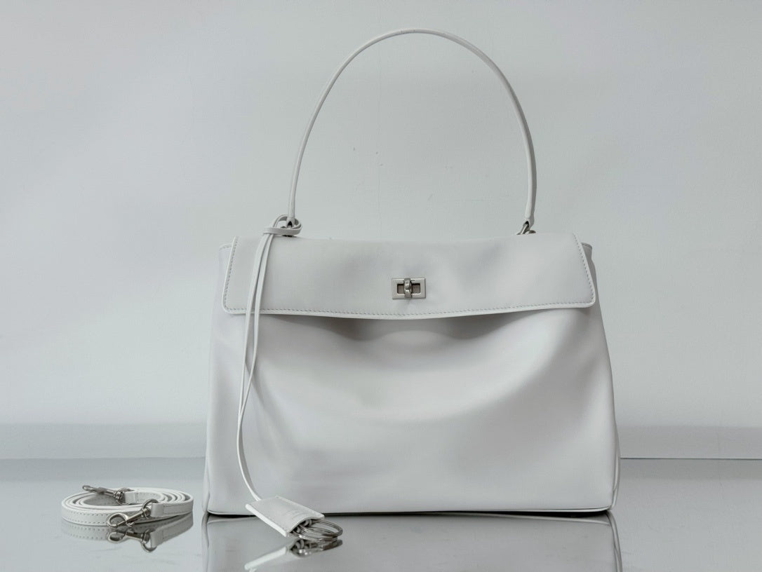 new-luxury-designer-bags-nm25112