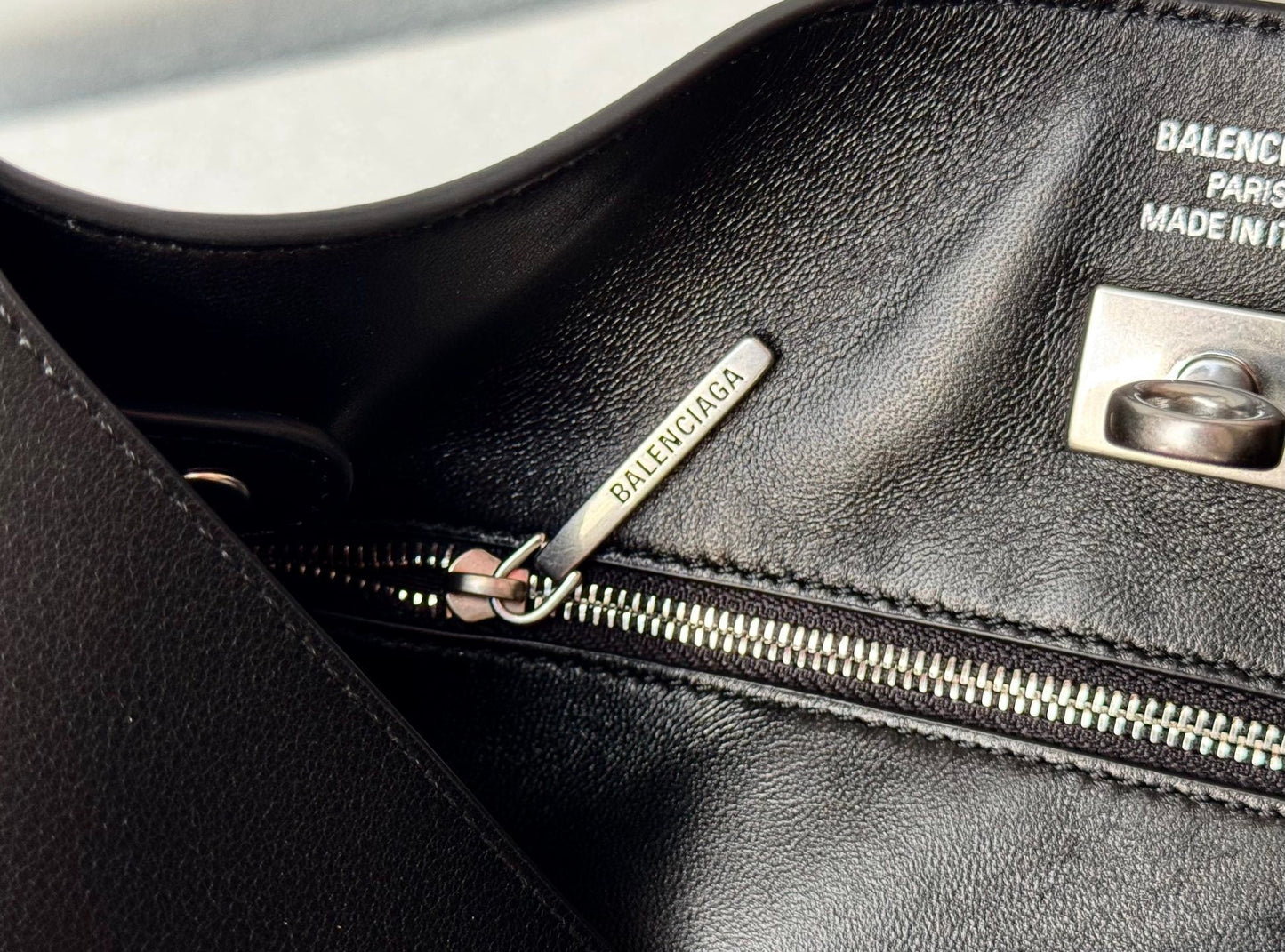 new-designer-premium-bags-nm24645