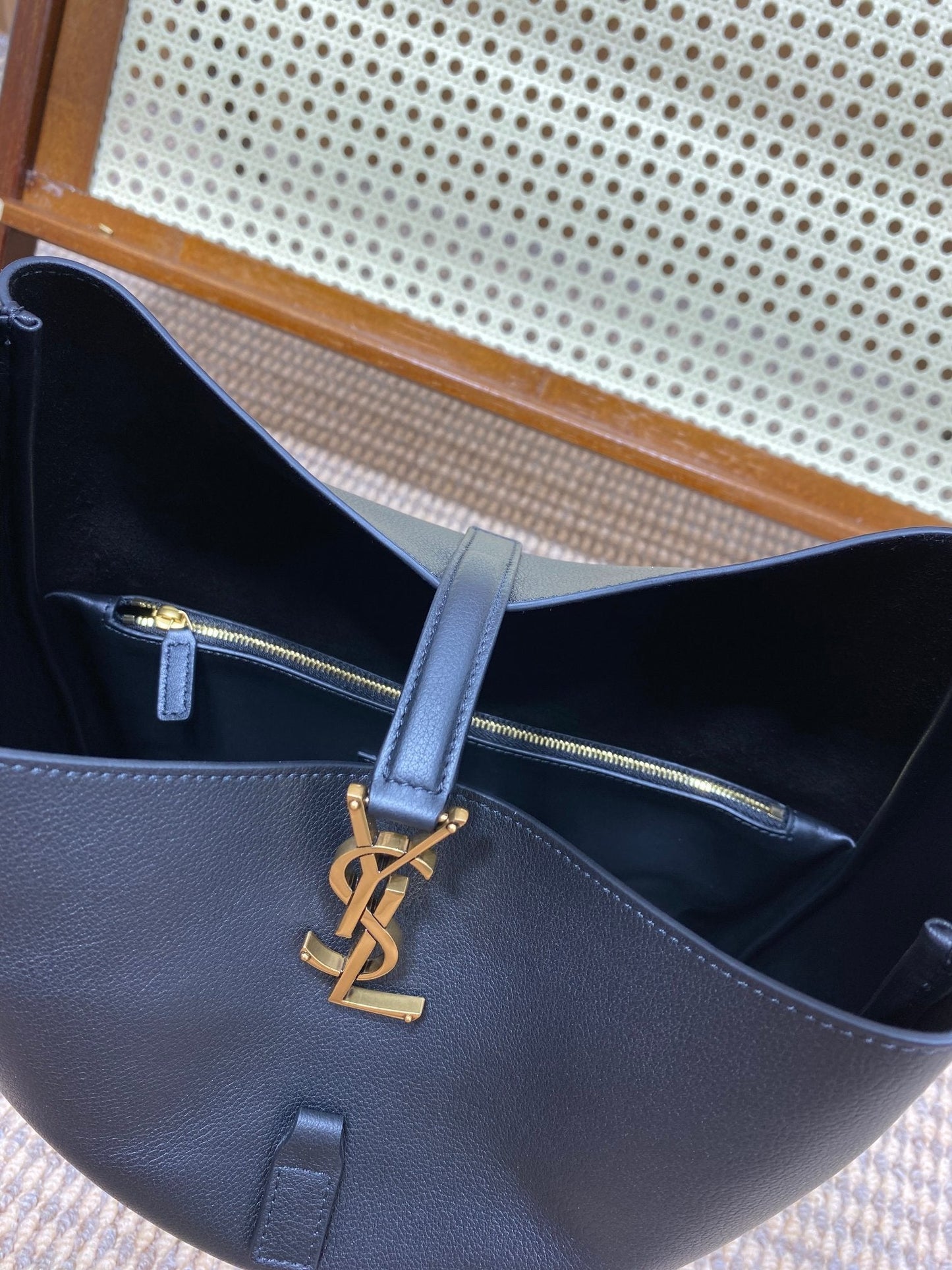 Dragons Bags - High-Quality Designer Products for You - AFFORDABLE LUXURY BAGS - 5847