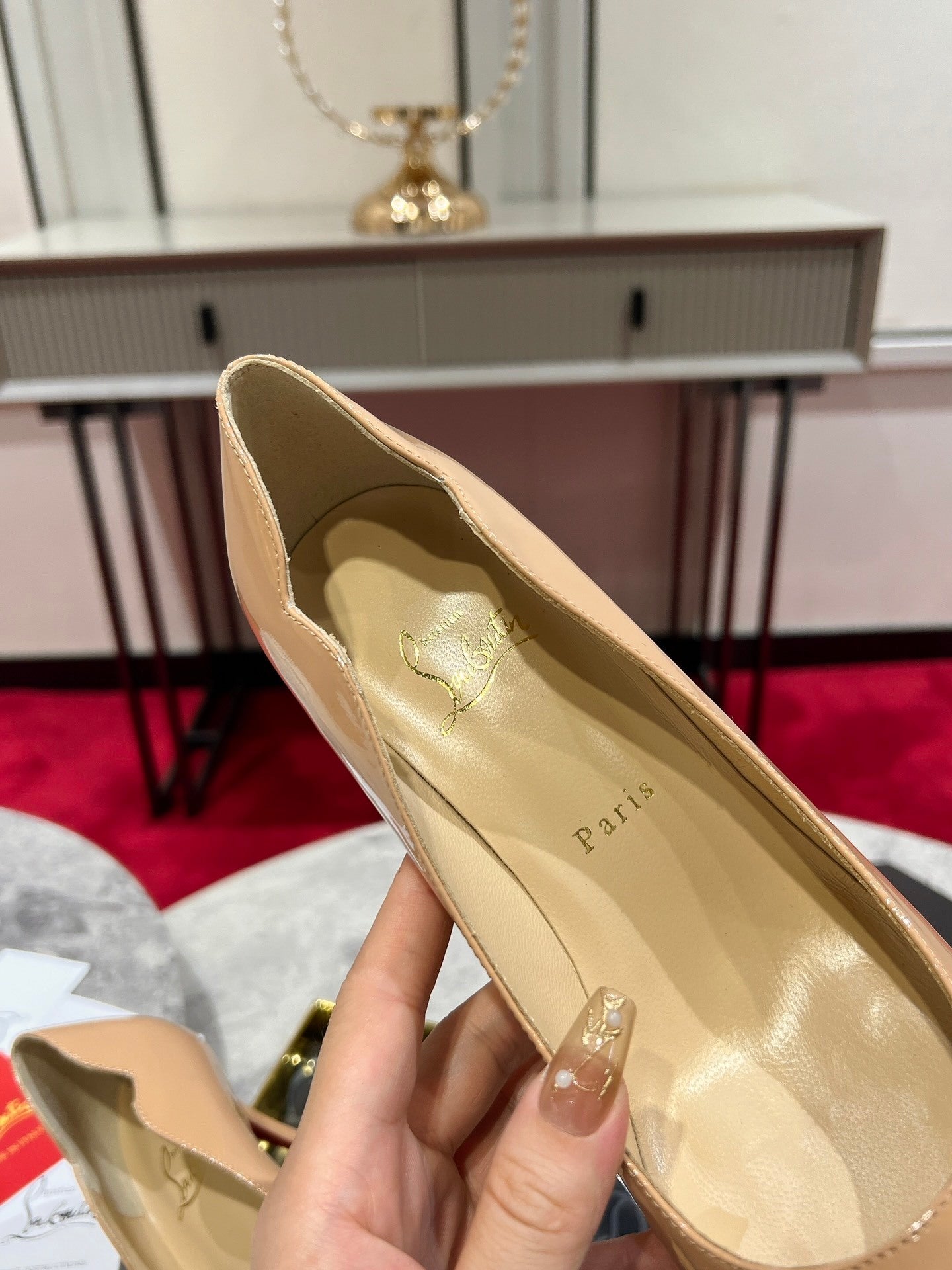 Dragons Bags - High-Quality Designer Products for You - AFFORDABLE LUXURY HEELS - 8187