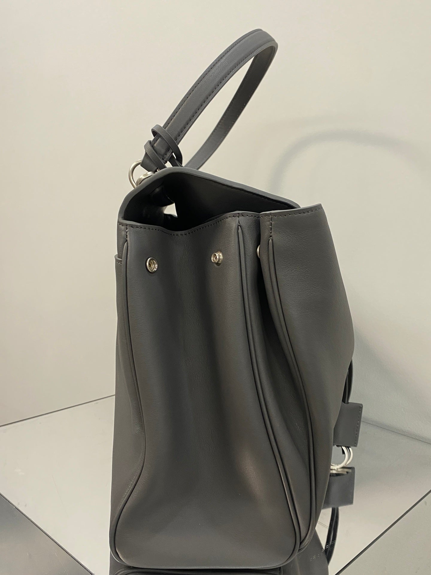 new-luxury-designer-bags-nm25110