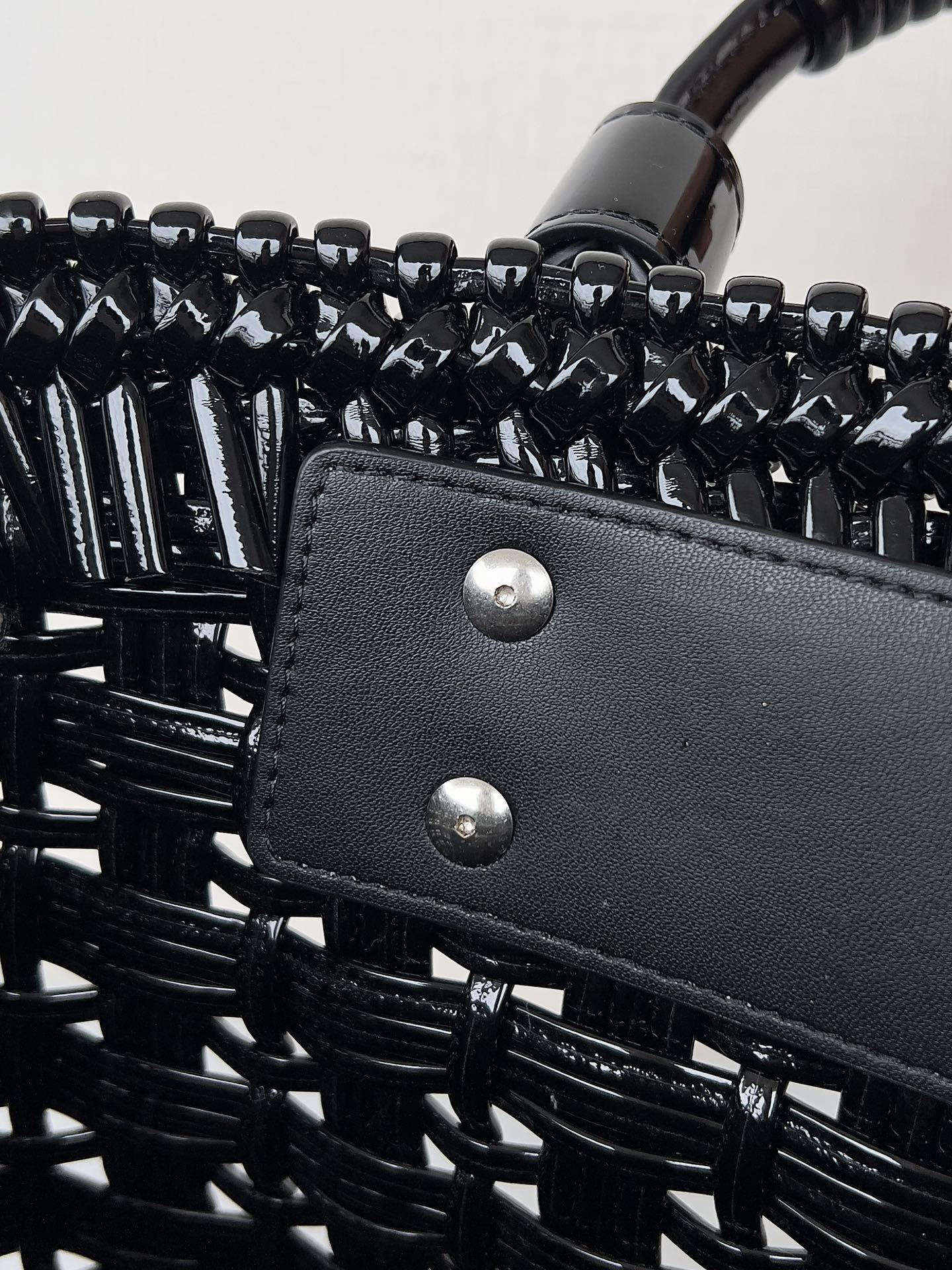 new-luxury-designer-bags-nm24062