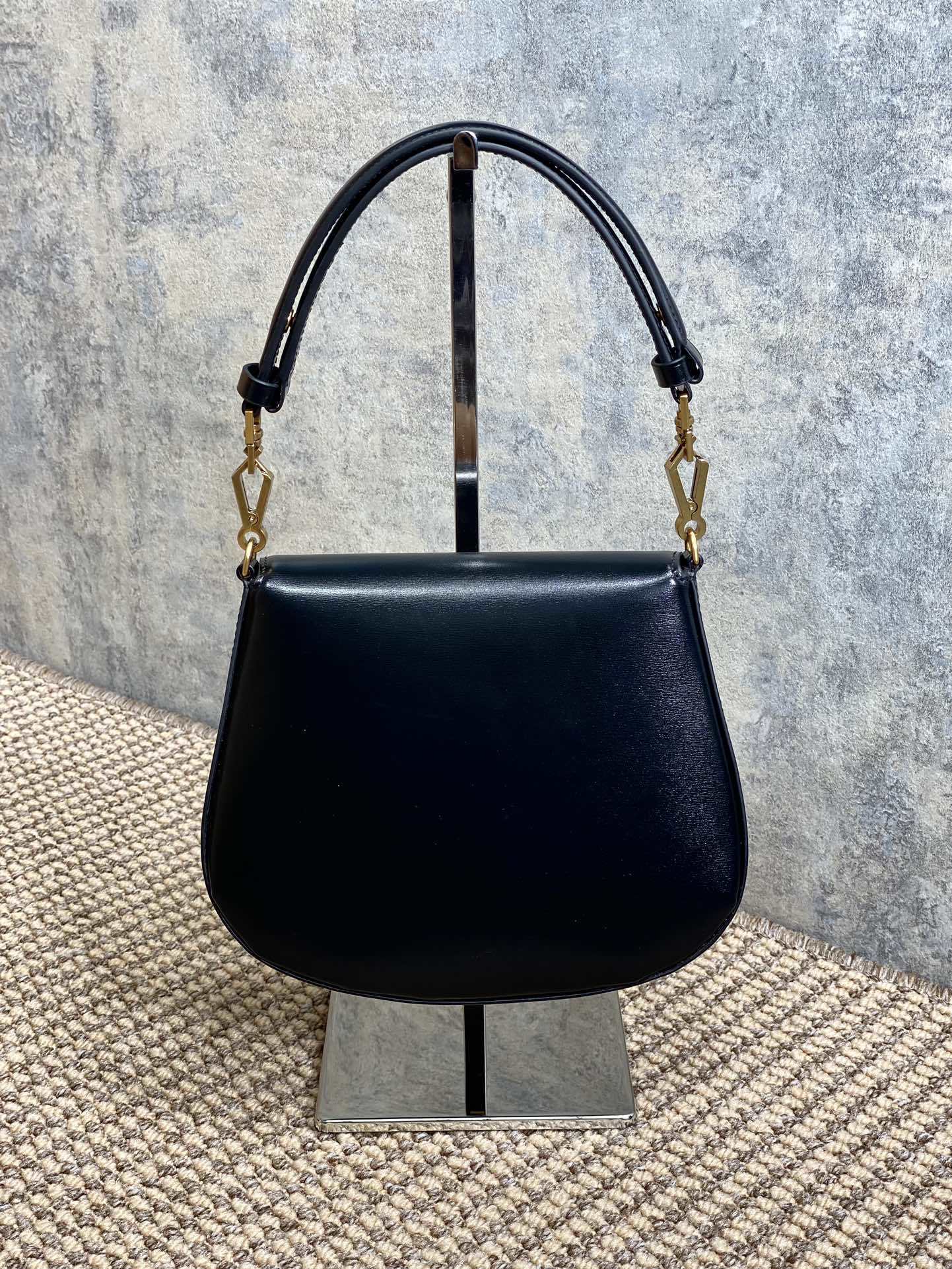 Dragons Bags - Best High-End Brands in One Place - AFFORDABLE LUXURY BAGS - 5909