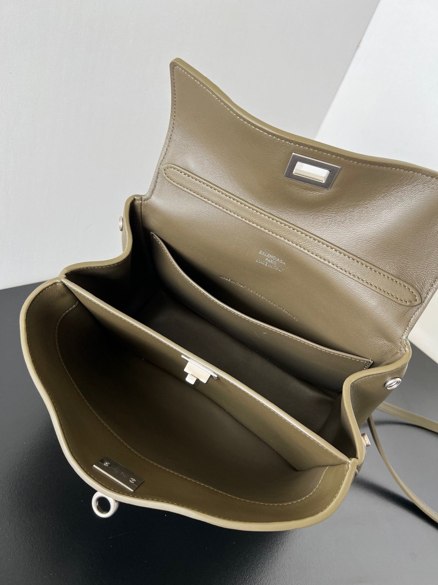 new-designer-premium-bags-nm25065