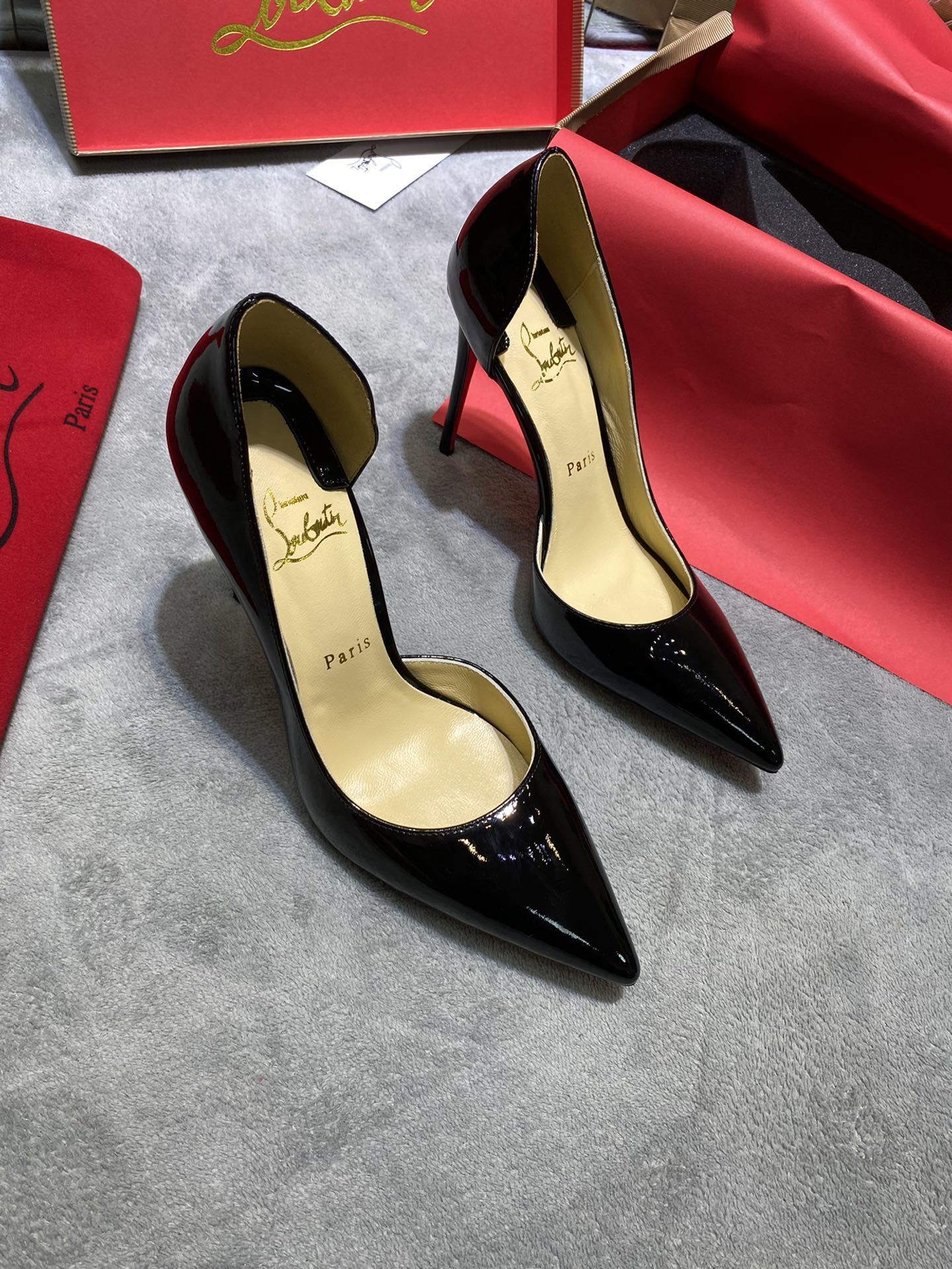 Dragons Bags - High-Quality Designer Products for You - AFFORDABLE LUXURY HEELS - 7947