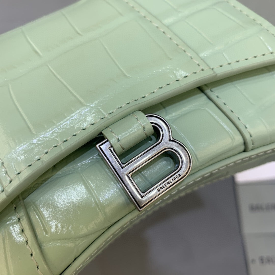 new-luxury-designer-bags-nm24510