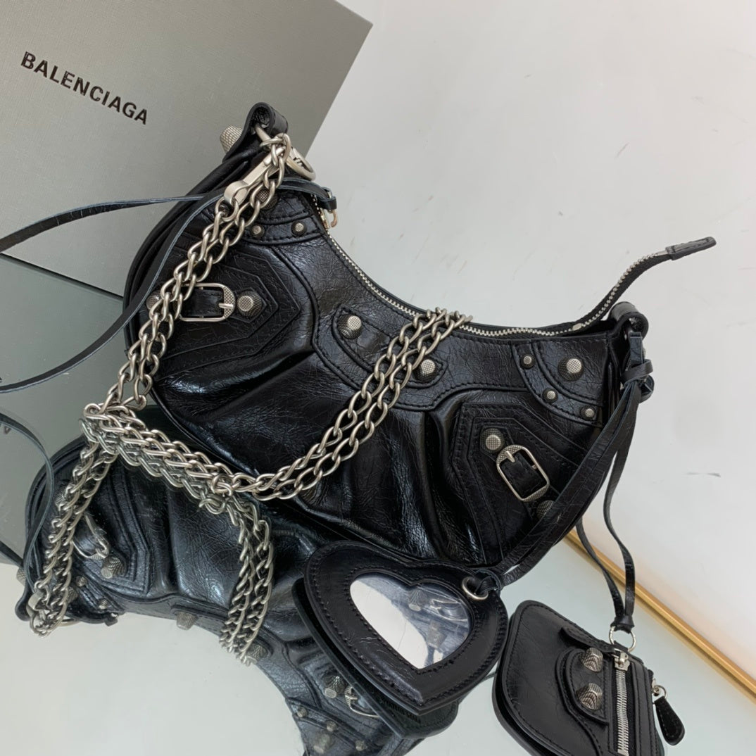 new-luxury-designer-bags-nm24190