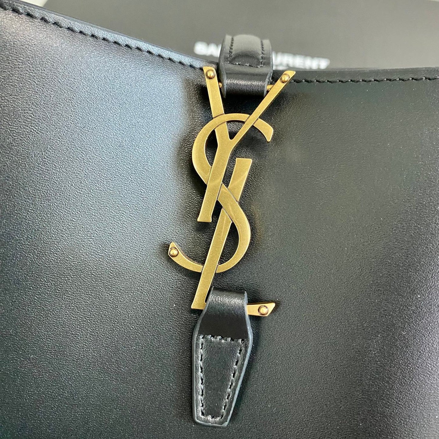 Dragons Bags - High-Quality Designer Products for You - AFFORDABLE LUXURY BAGS - 5879