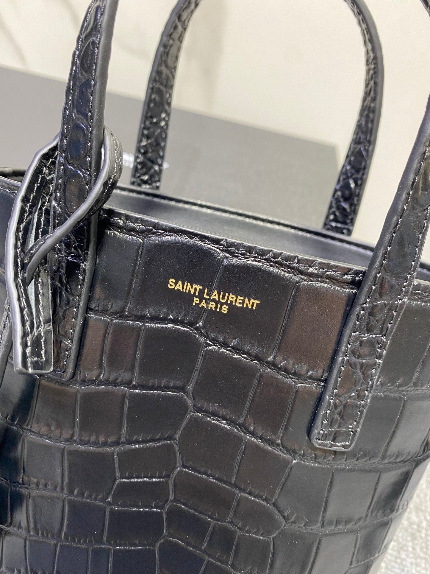 Dragons Bags - High-Quality Designer Products for You - AFFORDABLE LUXURY BAGS - 5859