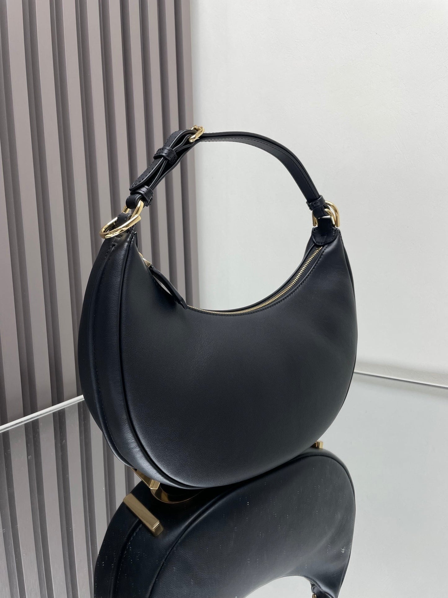Dragons Bags - Best High-End Brands in One Place - AFFORDABLE LUXURY BAGS - 19156