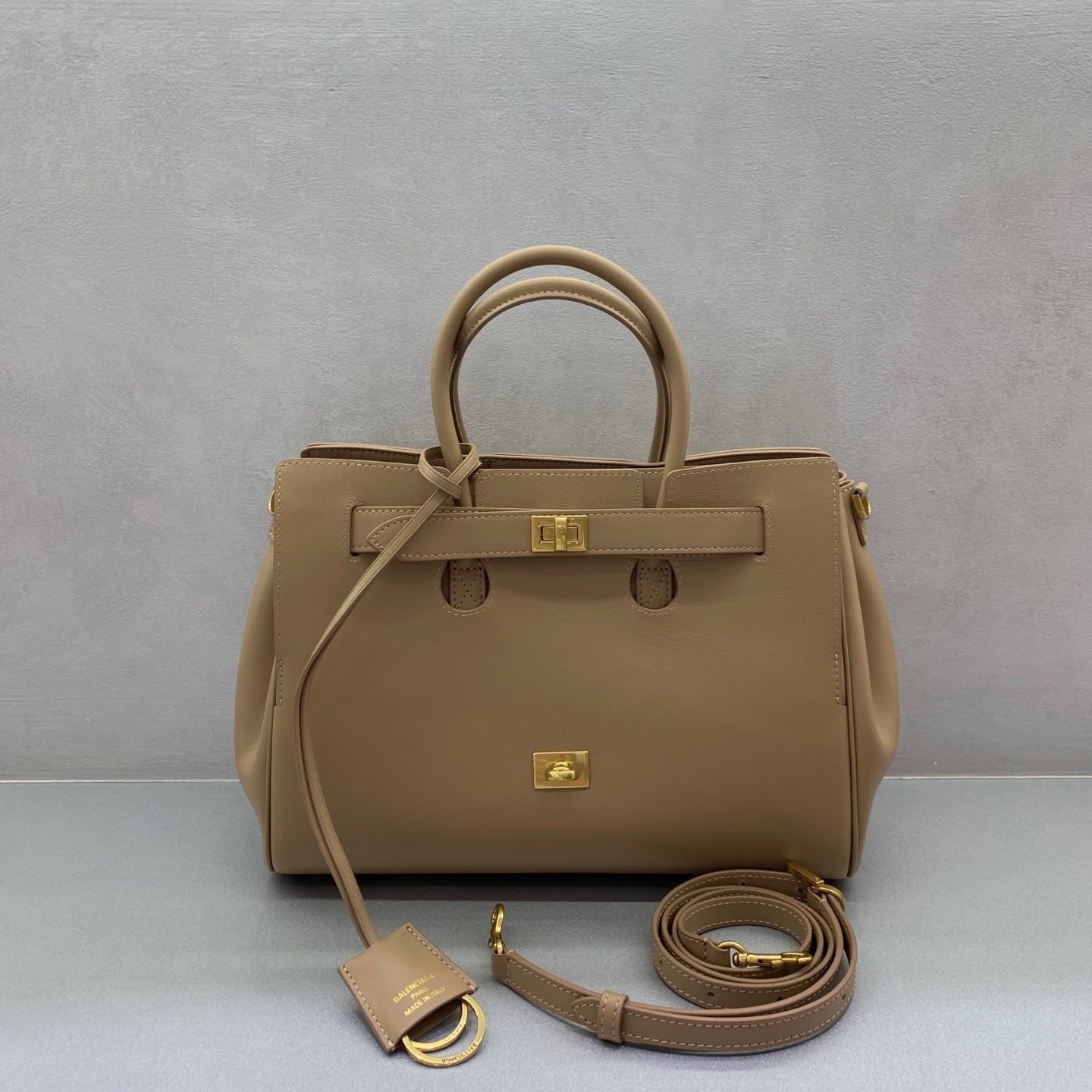new-luxury-designer-bags-nm23996