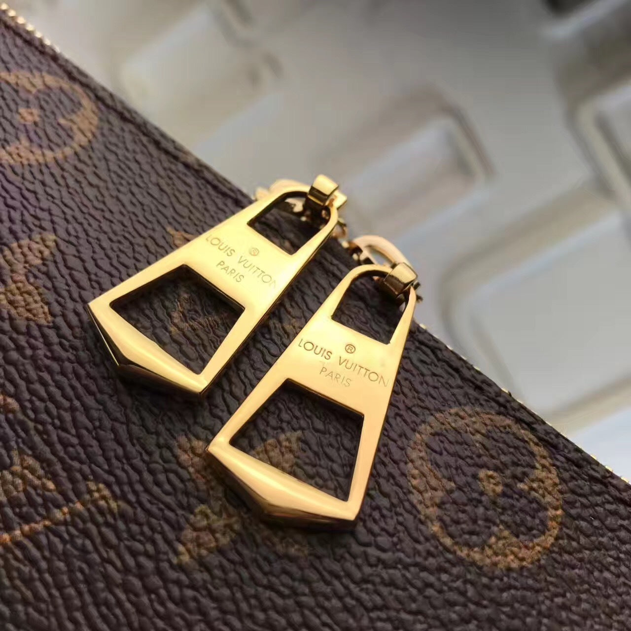 Dragons Bags - Best High-End Brands in One Place - AFFORDABLE LUXURY BAGS - 3481