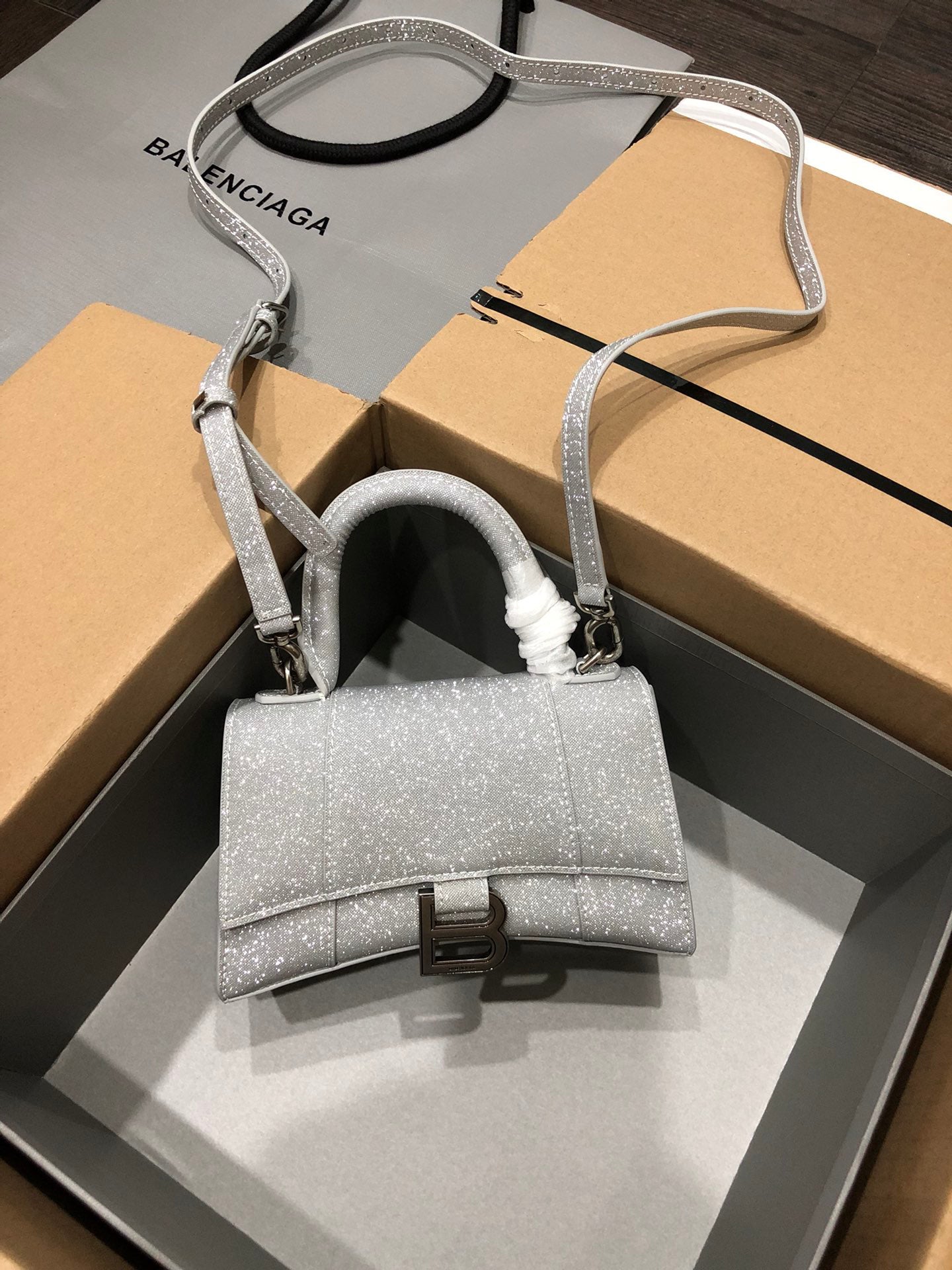 new-designer-premium-bags-nm24812