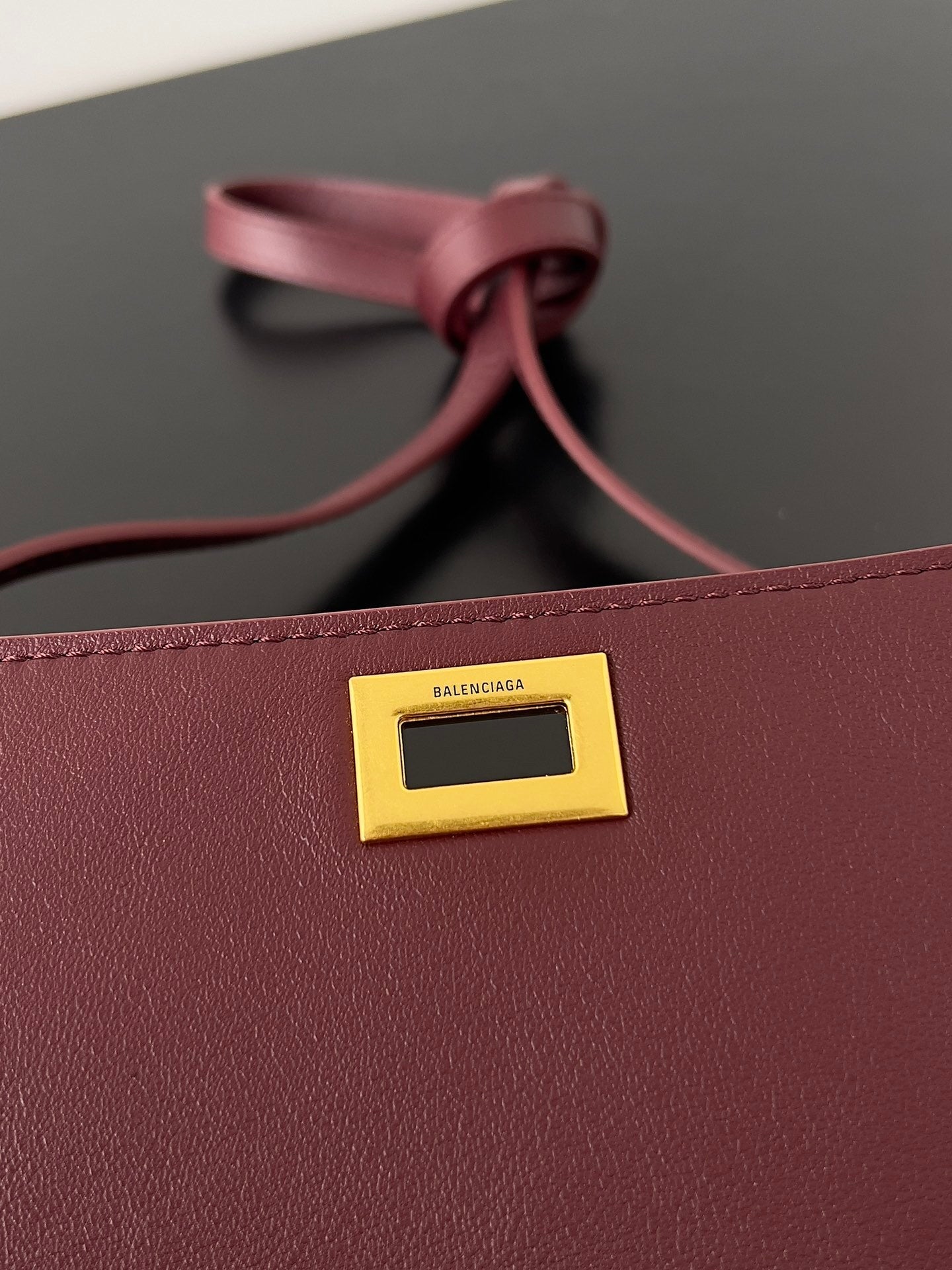 new-luxury-designer-bags-nm24064