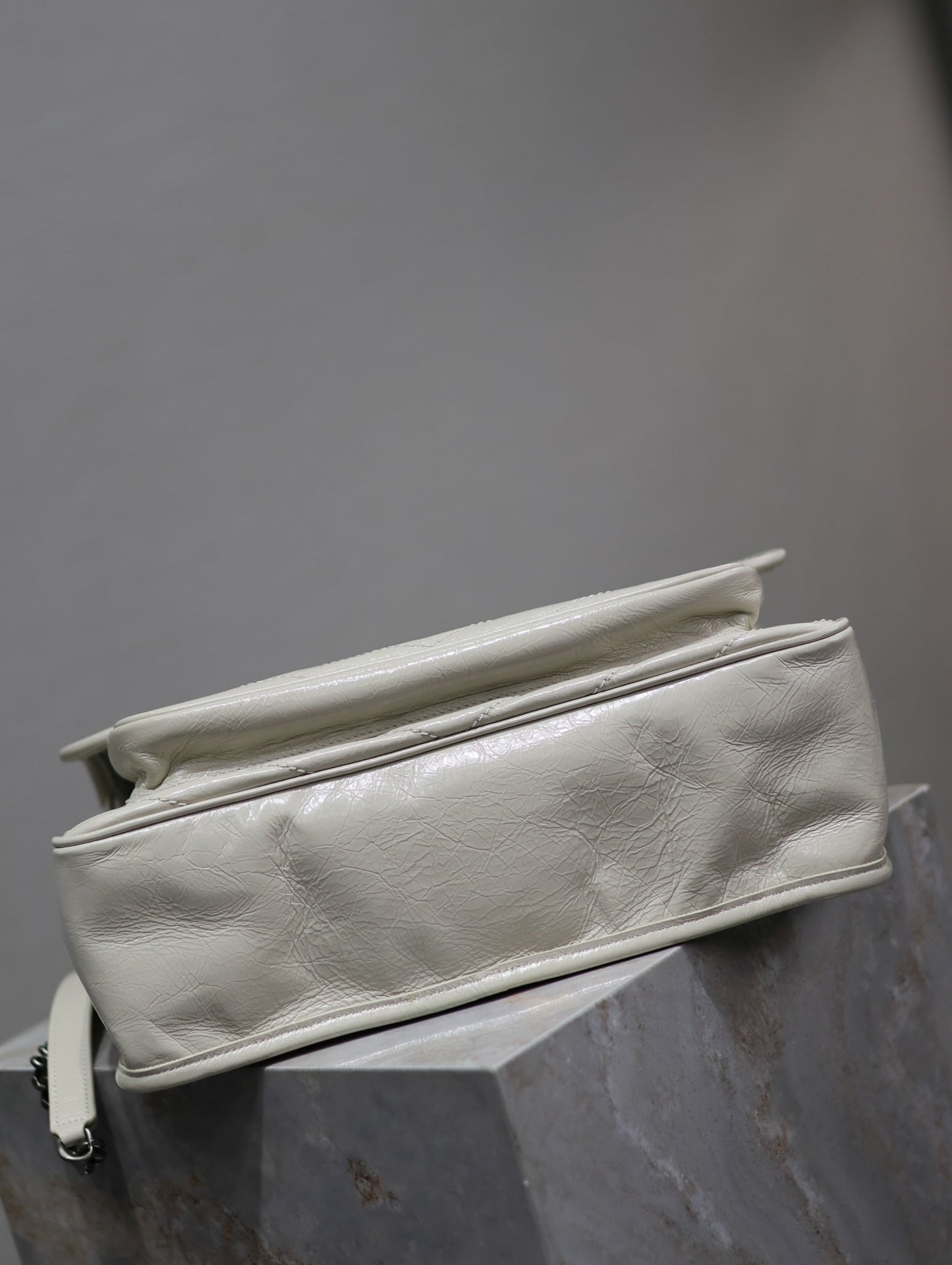 Dragons Bags - High-Quality Designer Products for You - AFFORDABLE LUXURY BAGS - 5983