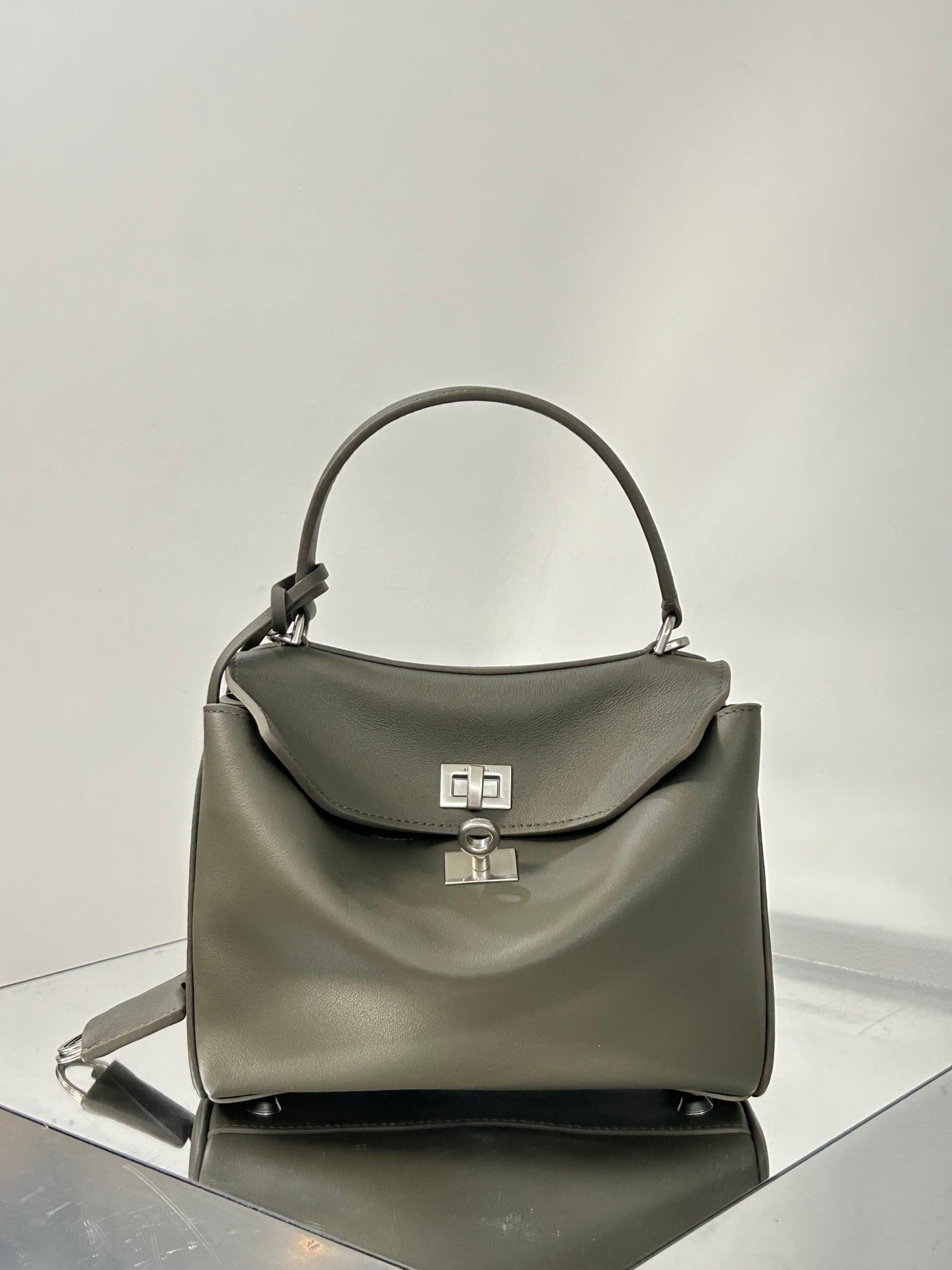 new-designer-premium-bags-nm25102