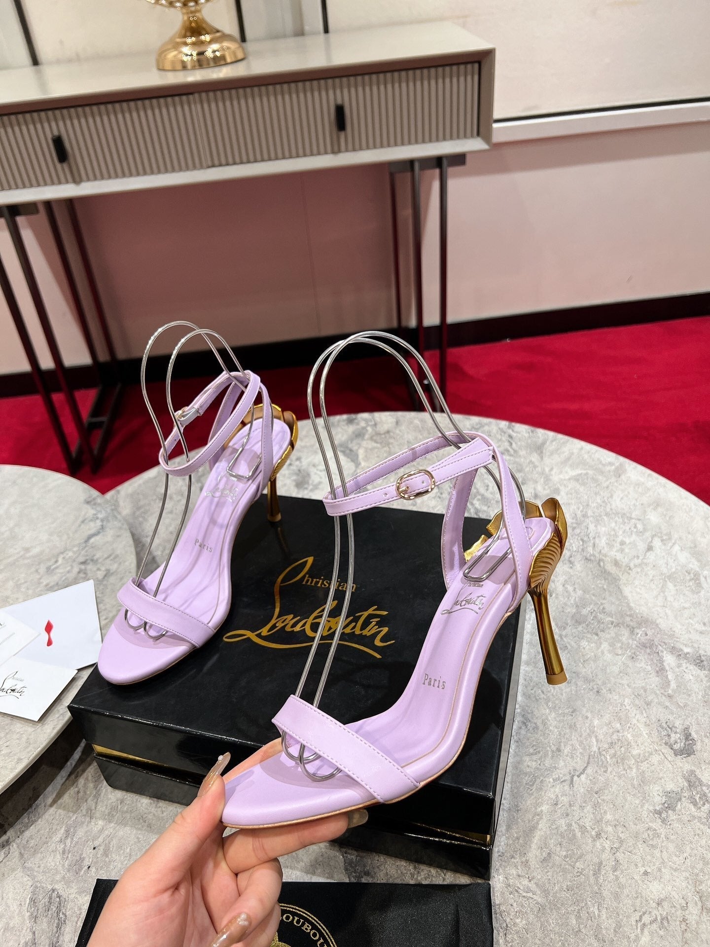 Dragons Bags - High-Quality Designer Products for You - AFFORDABLE LUXURY HEELS - 8095