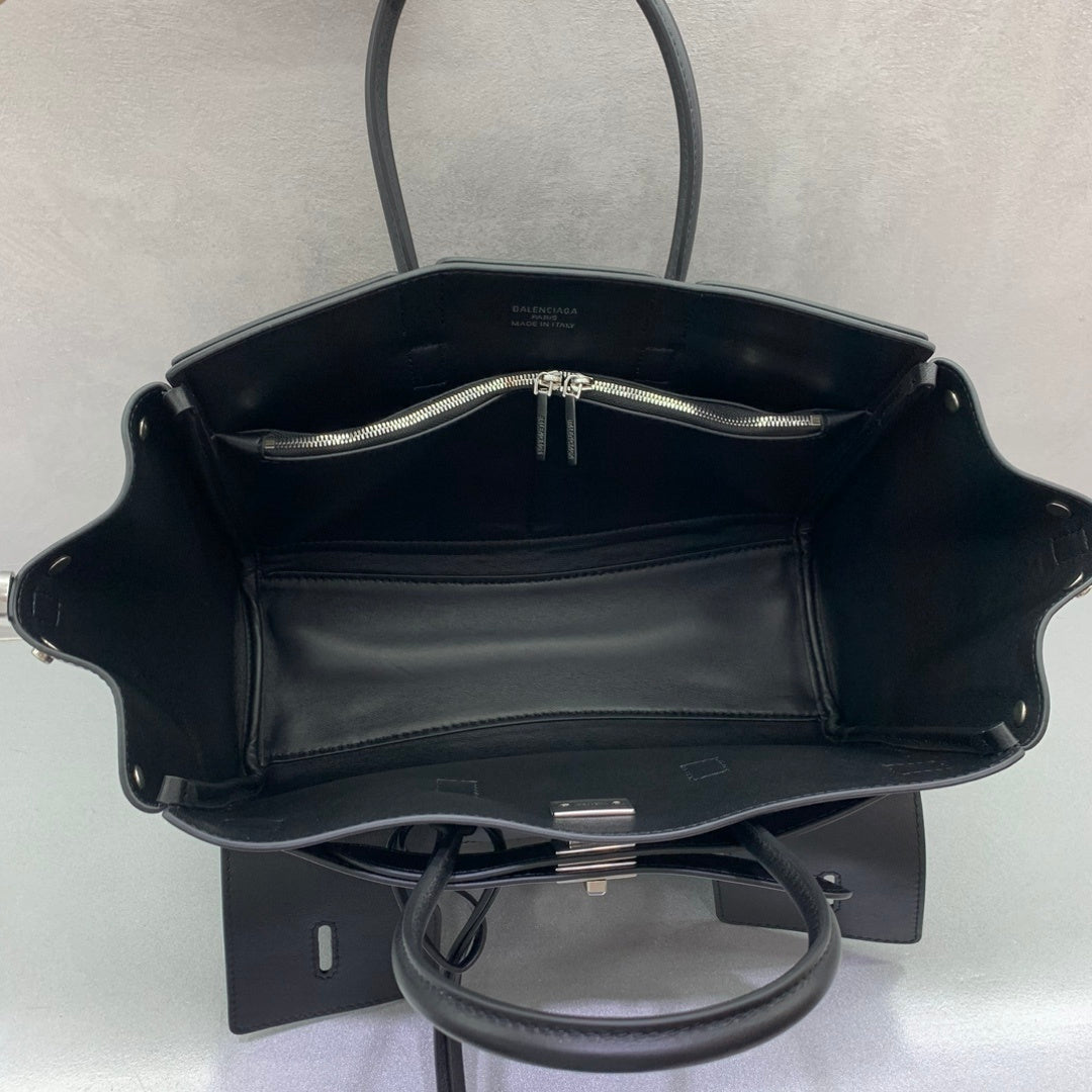 new-designer-premium-bags-nm23994